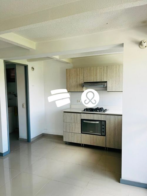 Apartamento de 3 alcobas en venta en Madera, Bello, 65 m² · foto 4 de 15