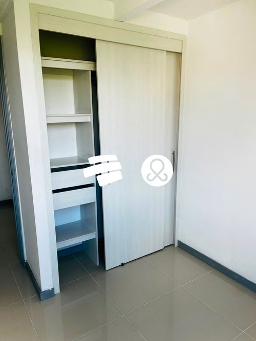 Apartamento de 3 alcobas en venta en Madera, Bello, 65 m² · foto 8 de 15