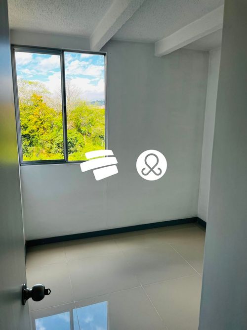 Apartamento de 3 alcobas en venta en Madera, Bello, 65 m² · foto 9 de 15