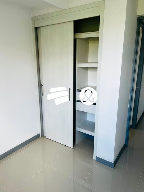 Apartamento de 3 alcobas en venta en Madera, Bello, 65 m² · foto 10 de 15