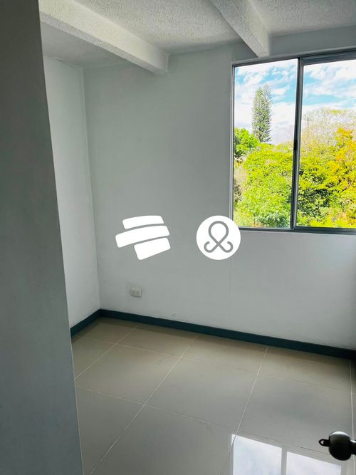 Apartamento de 3 alcobas en venta en Madera, Bello, 65 m² · foto 11 de 15