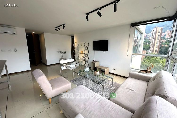 Apartamento de 2 alcobas en arriendo en Los Balsos, Medellín, 76 m² · foto 3 de 24