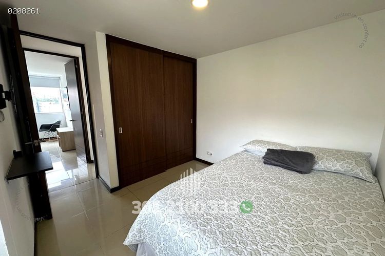 Apartamento de 2 alcobas en arriendo en Los Balsos, Medellín, 76 m² · foto 11 de 24