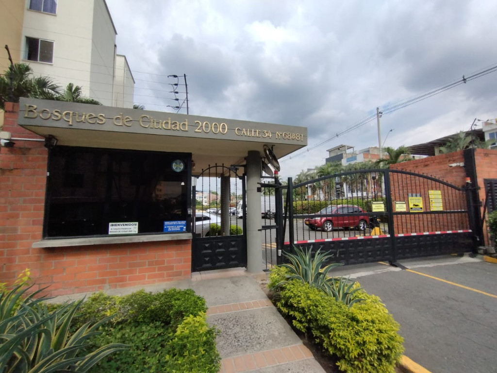 Apartamento en Arriendo en Ciudad 2000, Cali