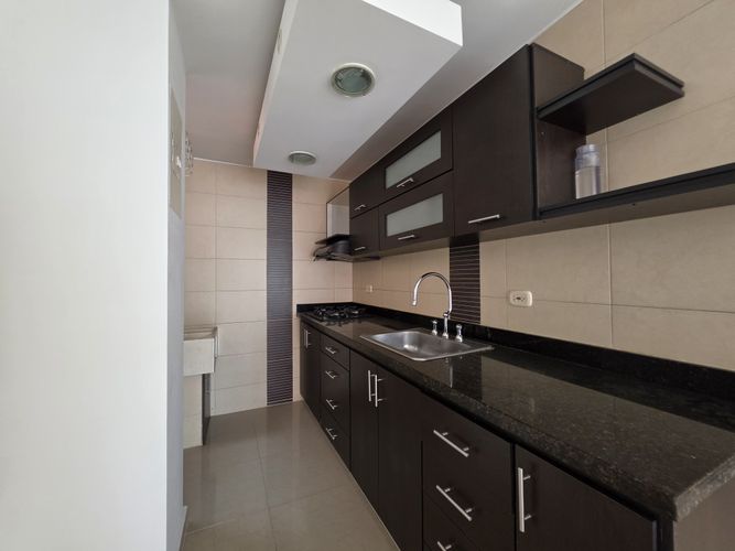 Apartamento de 2 alcobas en venta en Valle Del Lili, Cali, 56 m² · foto 2 de 15