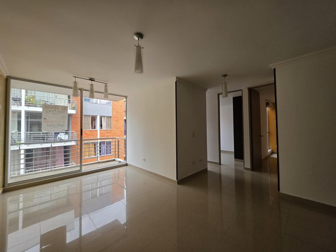 Apartamento de 2 alcobas en venta en Valle Del Lili, Cali, 56 m² · foto 3 de 15