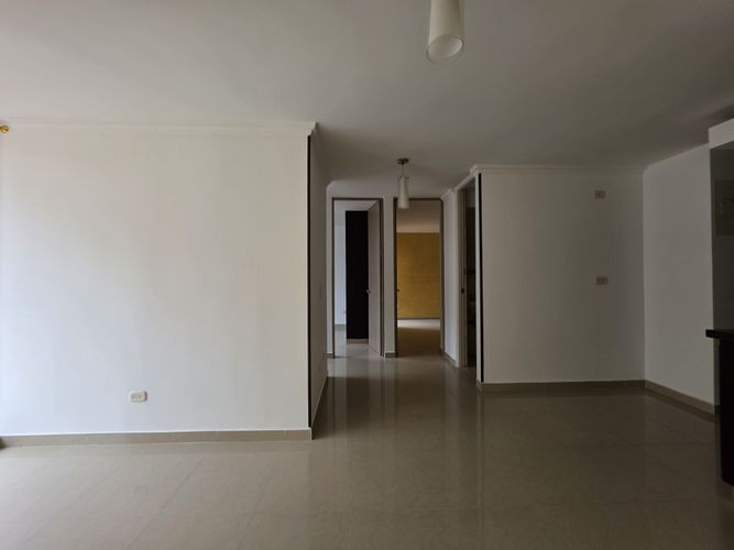 Apartamento de 2 alcobas en venta en Valle Del Lili, Cali, 56 m² · foto 7 de 15