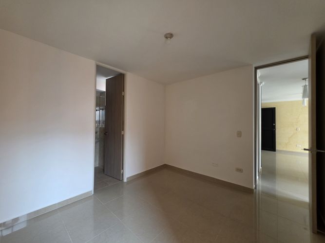 Apartamento de 2 alcobas en venta en Valle Del Lili, Cali, 56 m² · foto 8 de 15