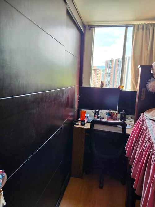 Apartamento en venta en Loma De Los Bernal, Medellín · foto 13 de 17