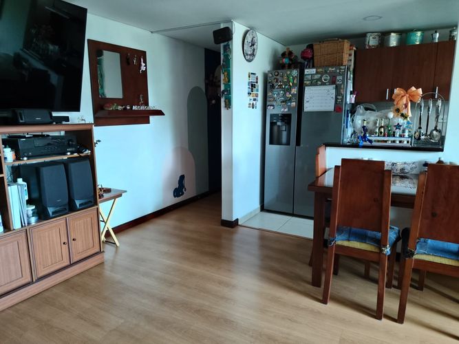 Apartamento en venta en Loma De Los Bernal, Medellín · foto 6 de 17