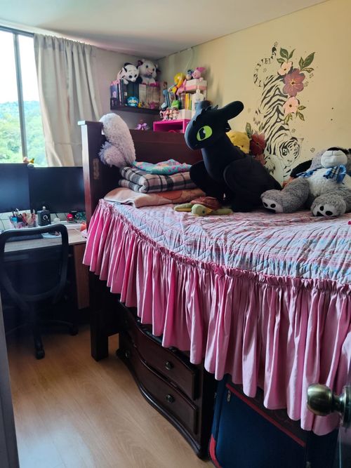 Apartamento en venta en Loma De Los Bernal, Medellín · foto 12 de 17