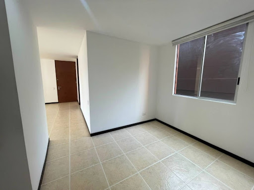 Apartamento en arriendo en Villa Carlota, Medellín · foto 4 de 18