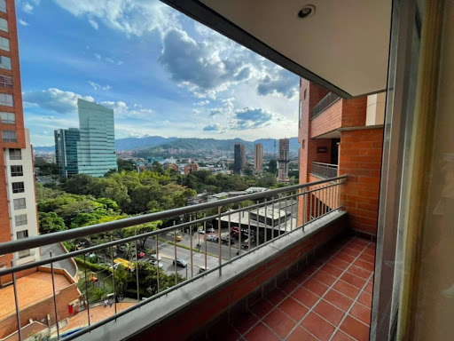 Apartamento en arriendo en Villa Carlota, Medellín · foto 5 de 18