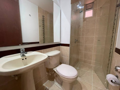 Apartamento en arriendo en Villa Carlota, Medellín · foto 8 de 18