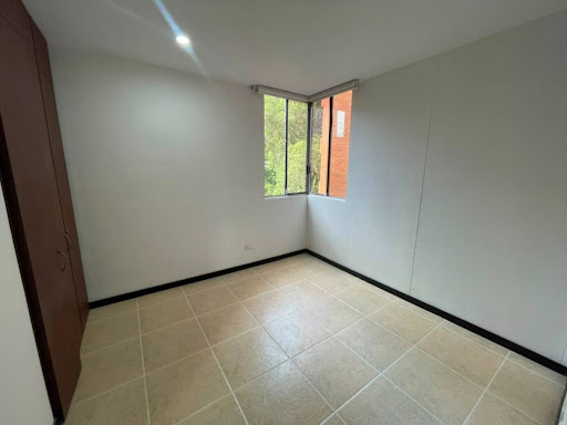 Apartamento en arriendo en Villa Carlota, Medellín · foto 11 de 18