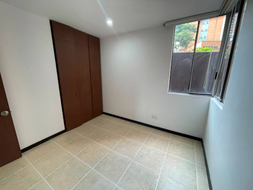 Apartamento en arriendo en Villa Carlota, Medellín · foto 12 de 18