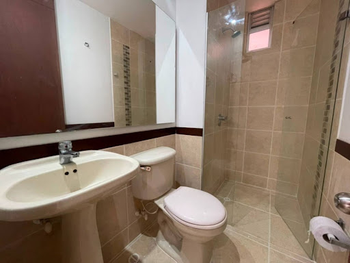 Apartamento en arriendo en Villa Carlota, Medellín · foto 13 de 18