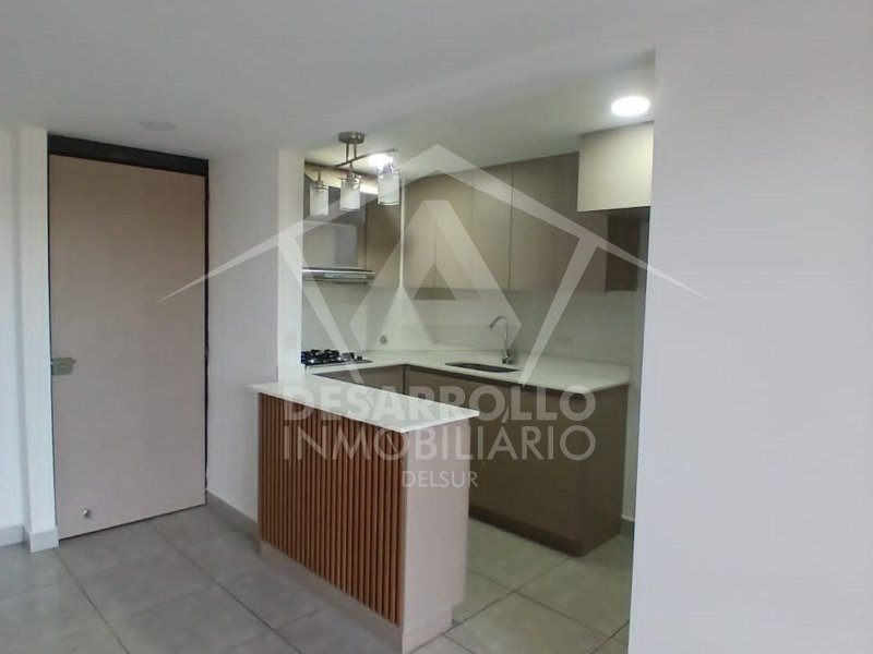 Apartamento en venta en Cuatro Esquinas, Marinilla · foto 3 de 9