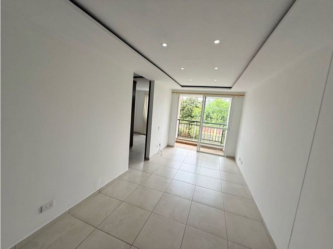 Apartamento de 3 alcobas en venta en Ciudad Pacífica, Cali, 56 m² · foto 4 de 12