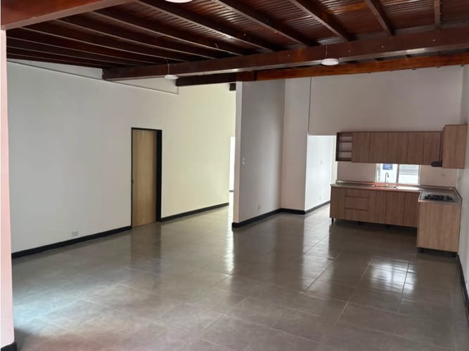 Local en arriendo en Calasanz, Medellín, 23 m² · foto 3 de 11