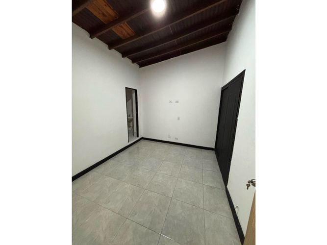 Local en arriendo en Calasanz, Medellín, 23 m² · foto 6 de 11