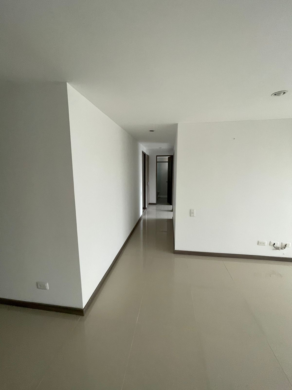 Apartamento en venta en Loma Del Esmeraldal, Envigado · foto 5 de 24