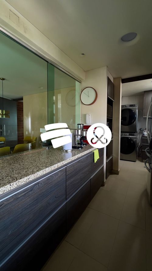 Apartamento en venta en El Poblado, Medellín · foto 6 de 19