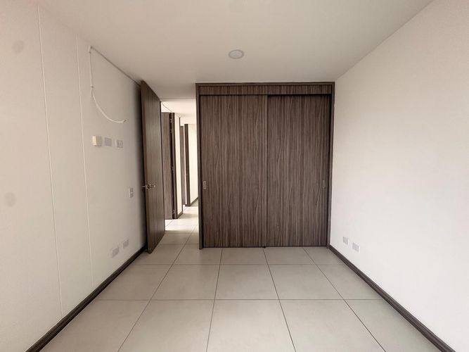 Apartamento de 3 alcobas en arriendo en Maria Auxiliadora, Sabaneta, 75 m² · foto 11 de 18
