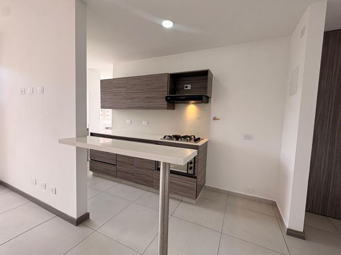 Apartamento de 3 alcobas en arriendo en Maria Auxiliadora, Sabaneta, 75 m² · foto 6 de 18