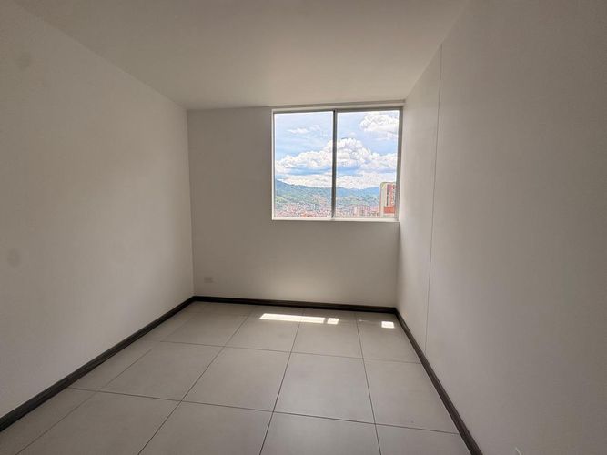 Apartamento de 3 alcobas en arriendo en Maria Auxiliadora, Sabaneta, 75 m² · foto 15 de 18