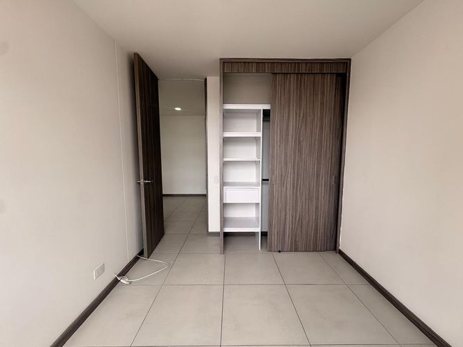 Apartamento de 3 alcobas en arriendo en Maria Auxiliadora, Sabaneta, 75 m² · foto 14 de 18