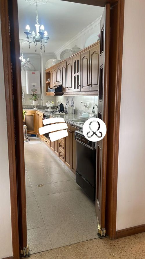 Apartamento de 3 alcobas en venta en Urbanización Las Cumbres, Medellín, 177 m² · foto 9 de 17