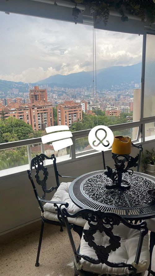 Apartamento de 3 alcobas en venta en Urbanización Las Cumbres, Medellín, 177 m² · foto 14 de 17