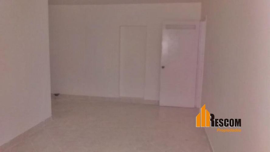 Casa de 5 alcobas en venta en Calasanz, Medellín, 196 m² · foto 8 de 19