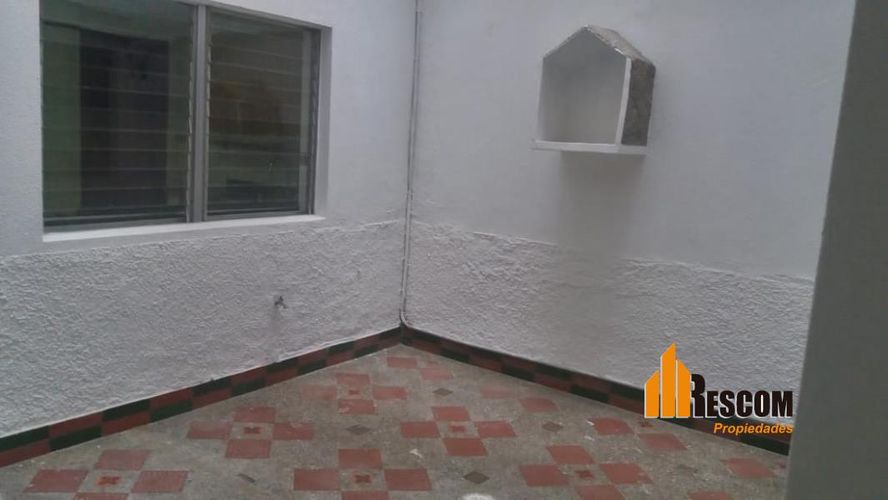 Casa de 5 alcobas en venta en Calasanz, Medellín, 196 m² · foto 10 de 19