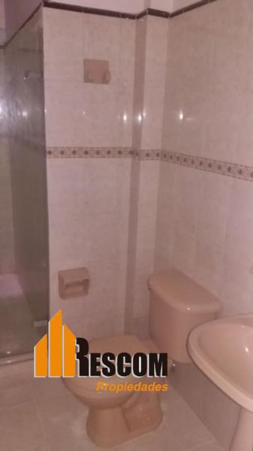 Casa de 5 alcobas en venta en Calasanz, Medellín, 196 m² · foto 12 de 19