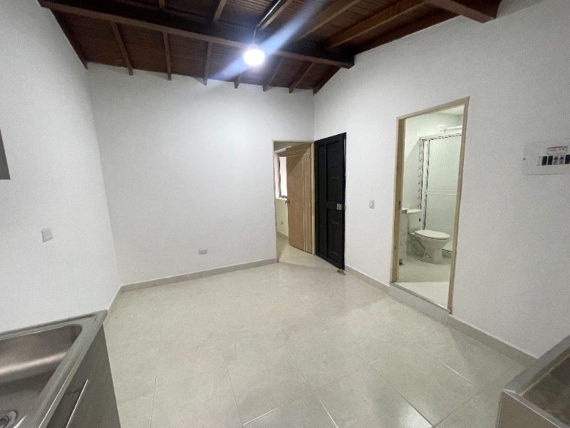 1BR Apartment in Laureles (40 m²) - 2