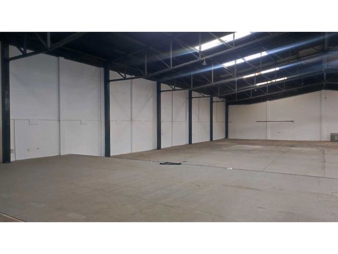 Bodega en arriendo en Fontibon, Zipaquirá, 1500 m² · foto 5 de 14