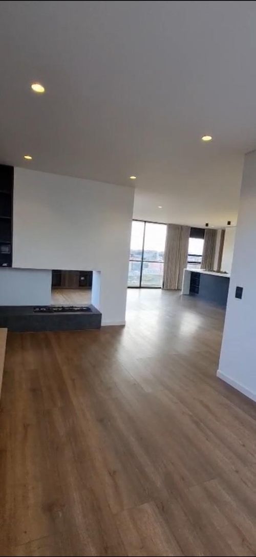 Apartamento de 4 alcobas en arriendo en Quinta Paredes, Bogotá, 260 m² · foto 2 de 19