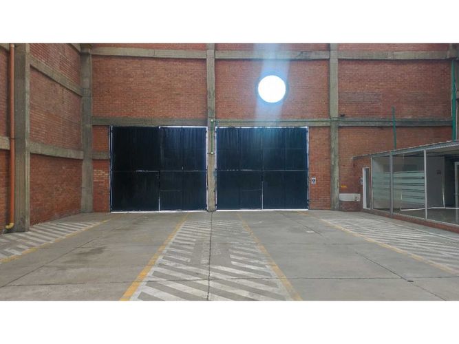 Bodega en arriendo en Siberia, Cota, 2020 m² · foto 5 de 9