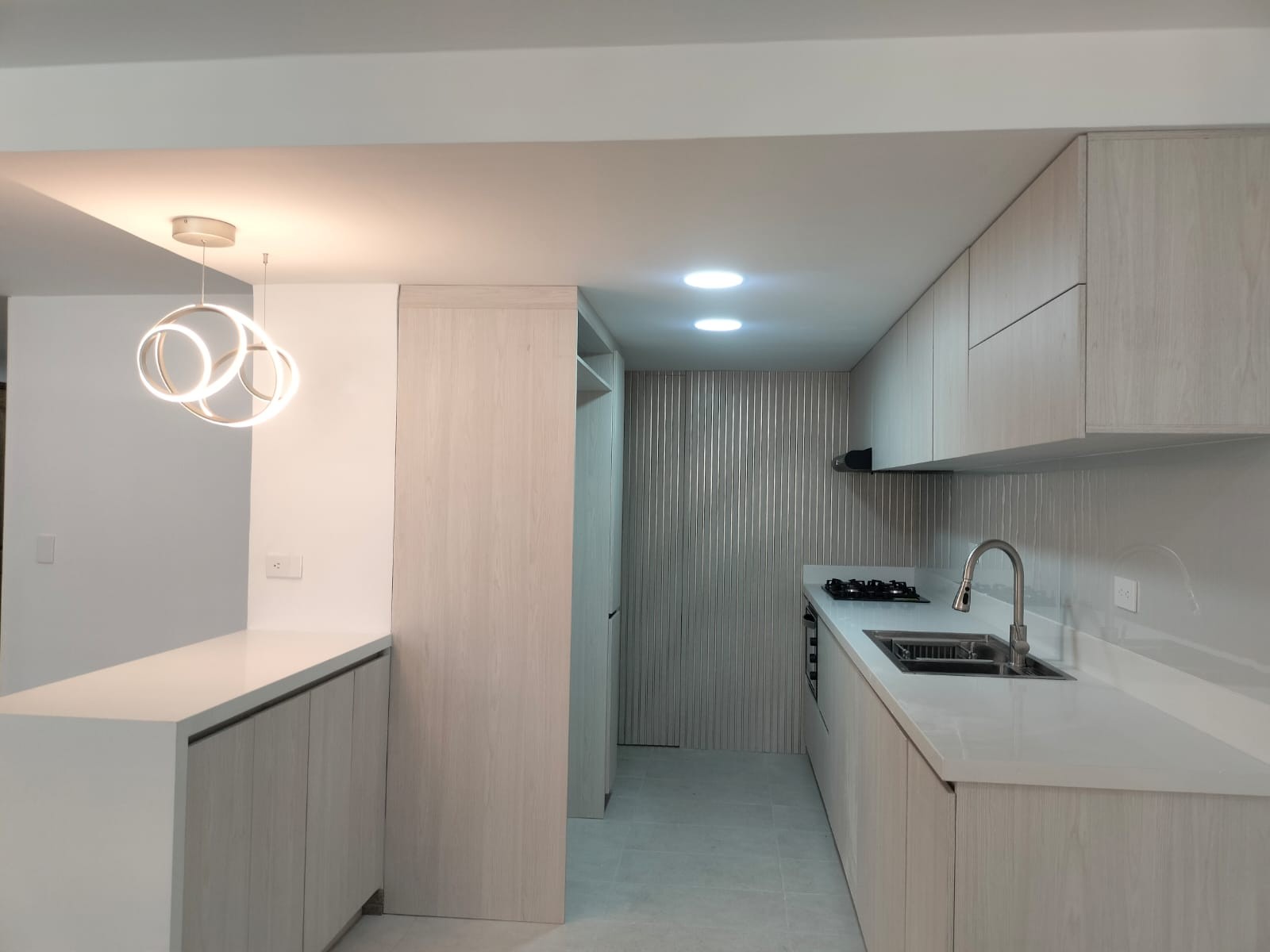 Apartamento en venta en Loma Benedictinos, Envigado · foto 3 de 19