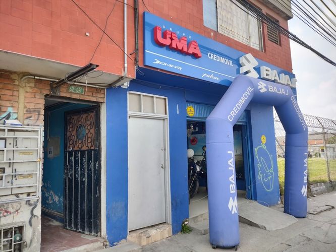 Casa de 4 alcobas en venta en Ismael Perdomo, Bogotá, 319 m² · foto 3 de 4