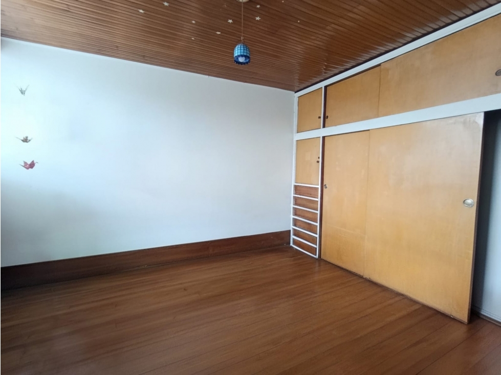 Casa en venta en Engativá, Bogotá · foto 8 de 16