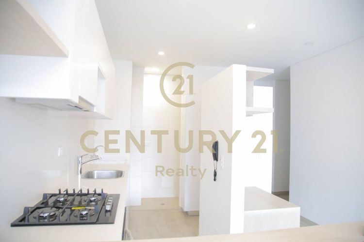 Apartamento de 1 alcoba en venta en Chico Norte, Bogotá, 56 m² · foto 3 de 14