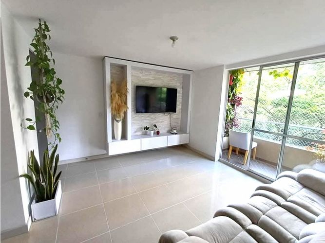 Apartamento en venta en Belén, Medellín, 82 m² · foto 3 de 15