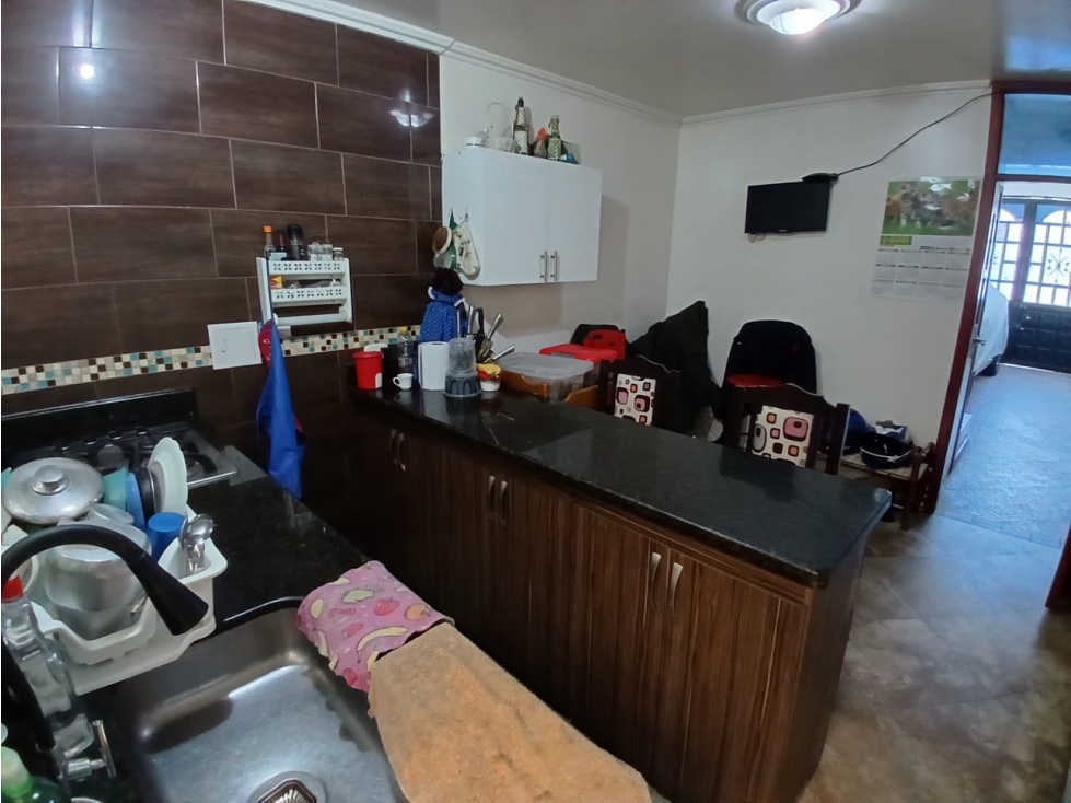 Casa en venta en La Cabaña, Mosquera · foto 7 de 24
