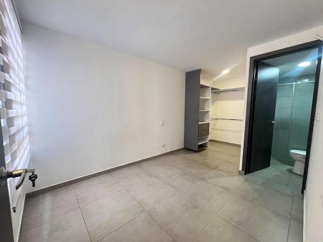 Apartamento de 2 alcobas en venta en Valle Del Lili, Cali, 60 m² · foto 13 de 22