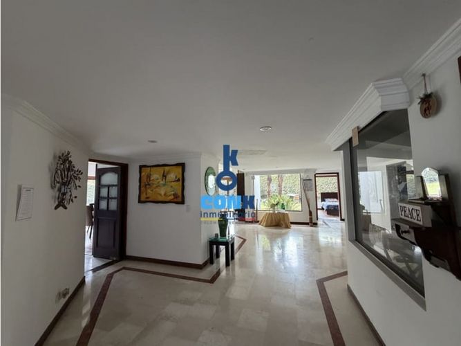 Casa de 4 alcobas en venta en Guaymaral, Bogotá, 480 m² · foto 2 de 24