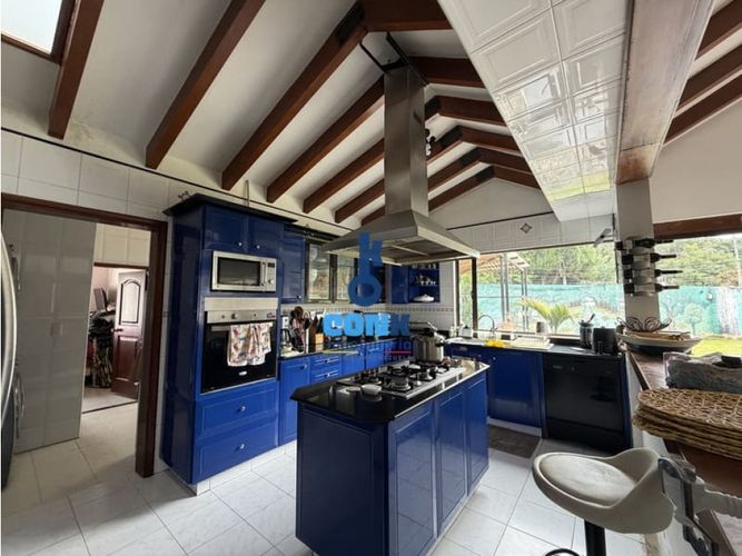 Casa de 4 alcobas en venta en Guaymaral, Bogotá, 480 m² · foto 7 de 24