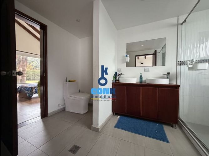 Casa de 4 alcobas en venta en Guaymaral, Bogotá, 480 m² · foto 12 de 24
